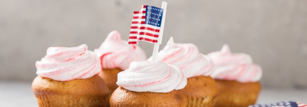 Cupcakes with an American flag decoration