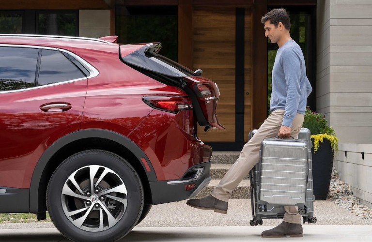 2021 Buick Envision rear profile