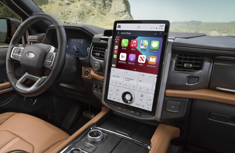 The cockpit of the 2023 Ford Expedition.