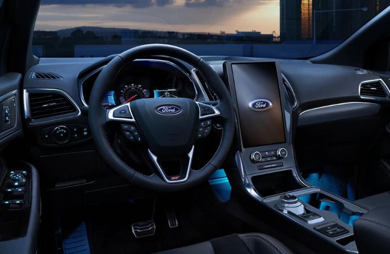 2023 Ford Edge front interior