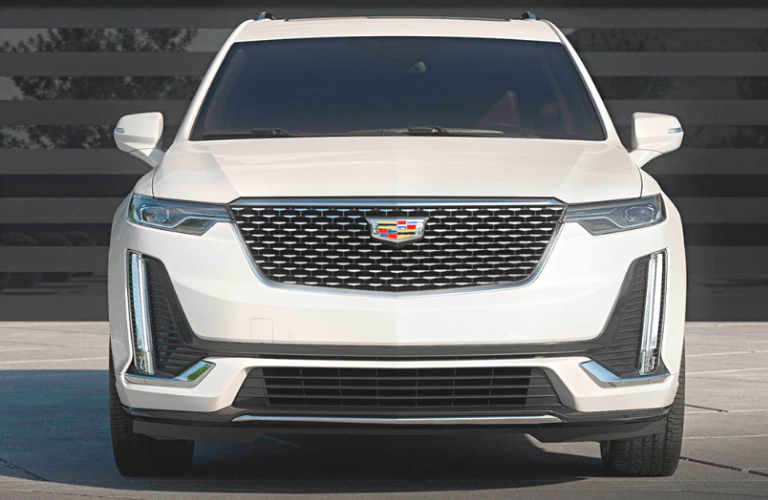 2024 Cadillac XT6 front view