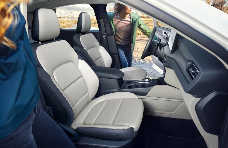 2024 Ford Escape front seats