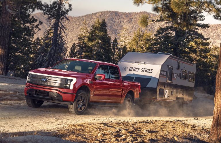 Ford F-150 Lightning® towing