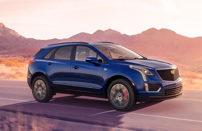 2026 Cadillac XT5 exterior side view